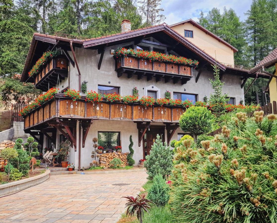 Amor Tirol Busteni (Adults Only) Exterior photo